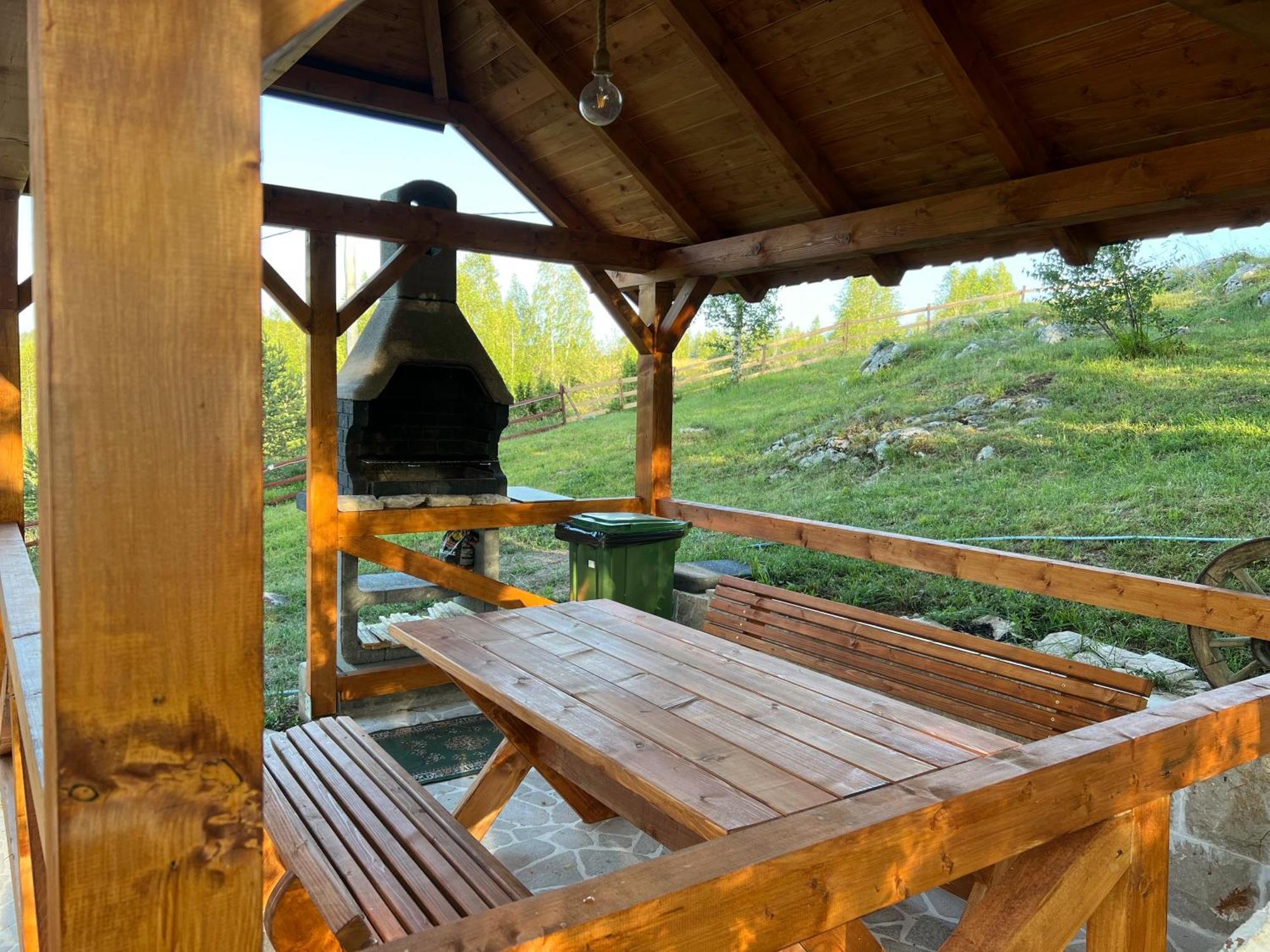 Nicola'S Hill Apartment Zabljak  Ngoại thất bức ảnh